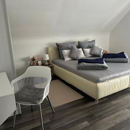 Privat Cozy Room In Mudau Exterior photo