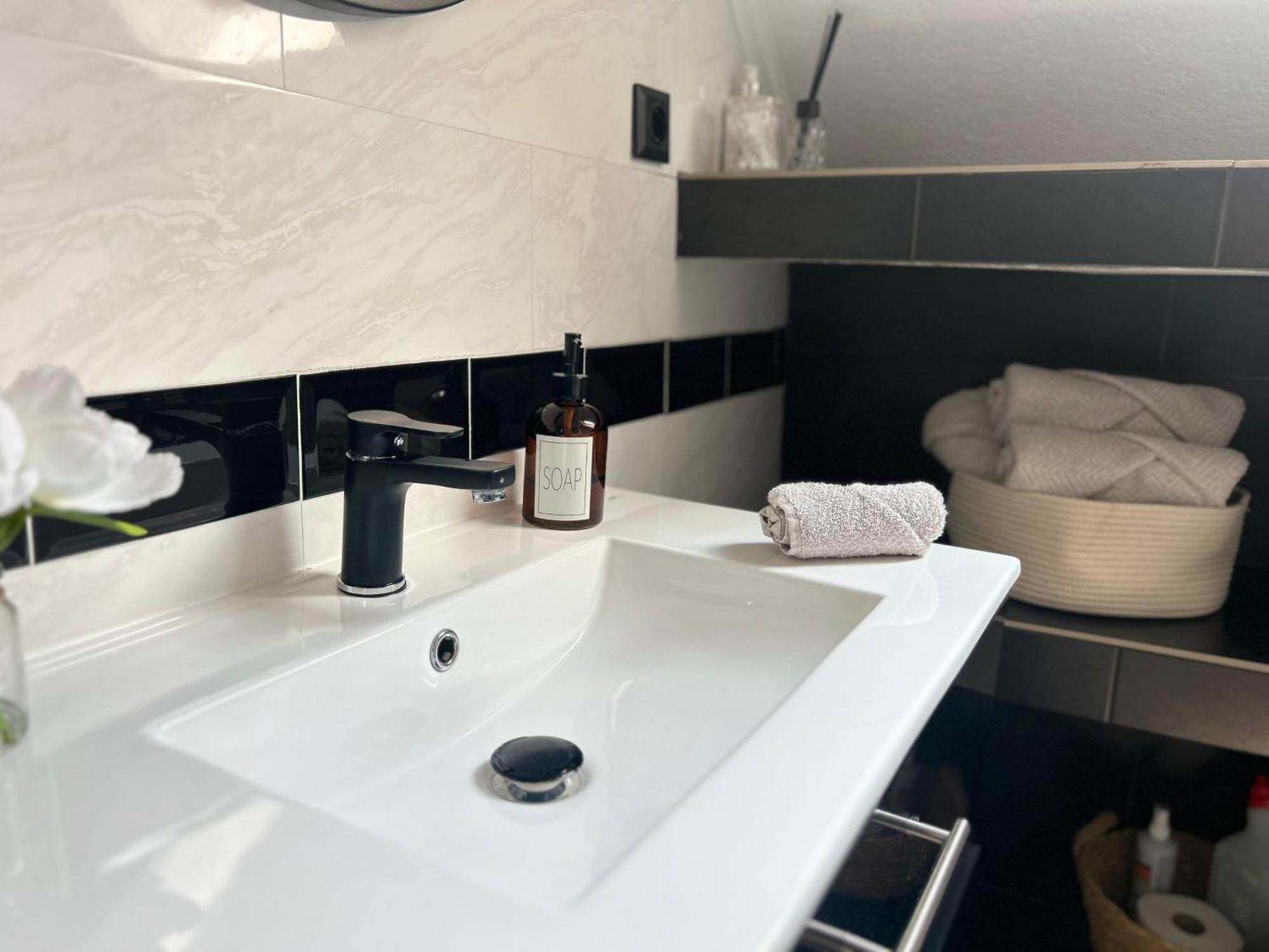 Privat Cozy Room In Mudau Exterior photo